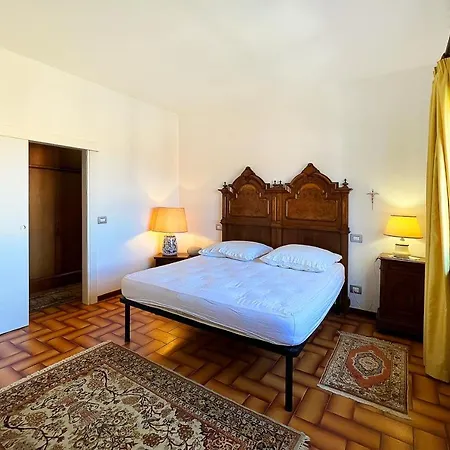 Di Pregio Marciana Marina Vila
